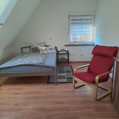 Monteur- Und Ferienwohnung In Hainichen - Obergeschoss Oder Dachgeschoss - Familie Weber Bockendorf Luaran gambar